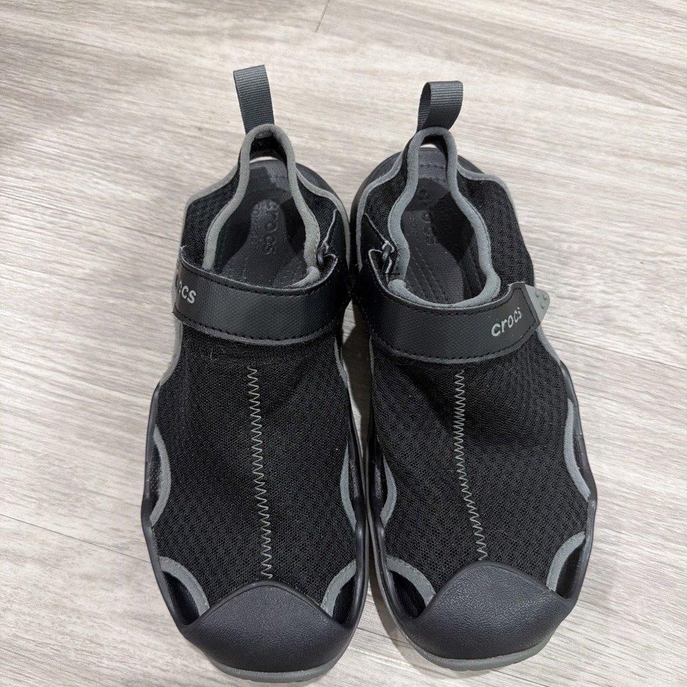 Crocs Swiftwater Mesh Deck Sandals Men's Size 8 Women's Size 10 Black Gray - Picture 2 of 8